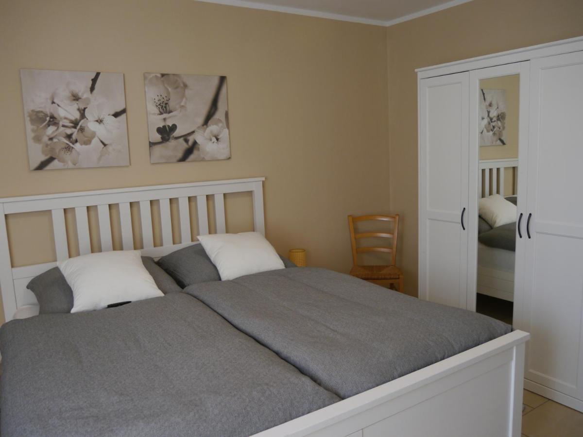 Ferienwohnung Kirchberg Uettingen Ngoại thất bức ảnh