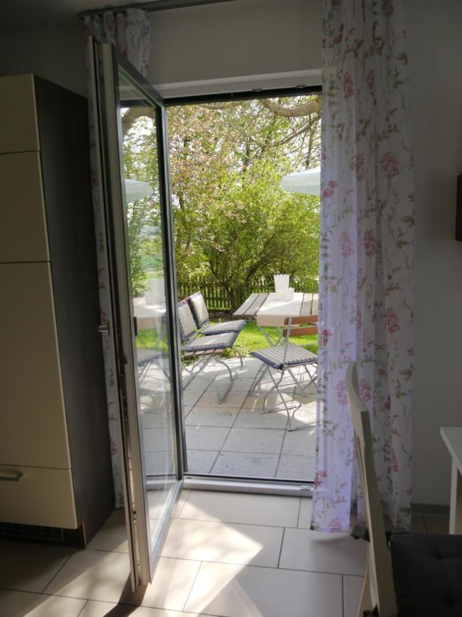 Ferienwohnung Kirchberg Uettingen Ngoại thất bức ảnh